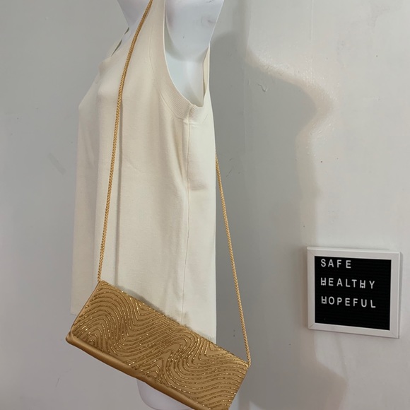 La Regale Gold Beaded Evening Bag - Picture 4 of 8